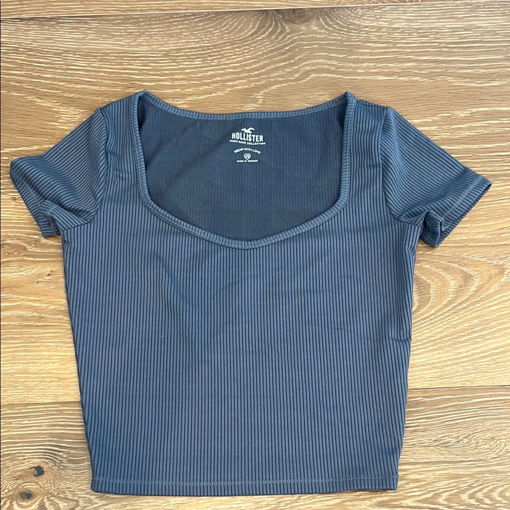 Hollister Gray/Black Ribbed Bodysuit Crop